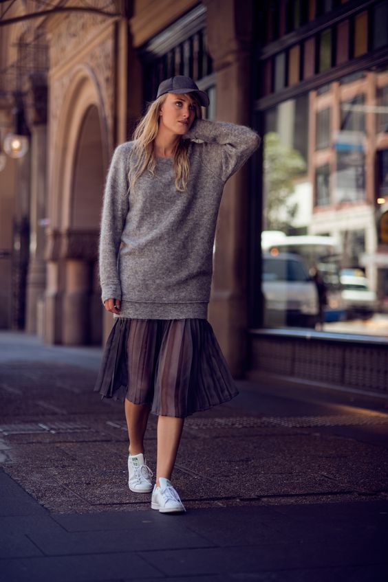 Midi Skirt And Oversized Sweater Outfit