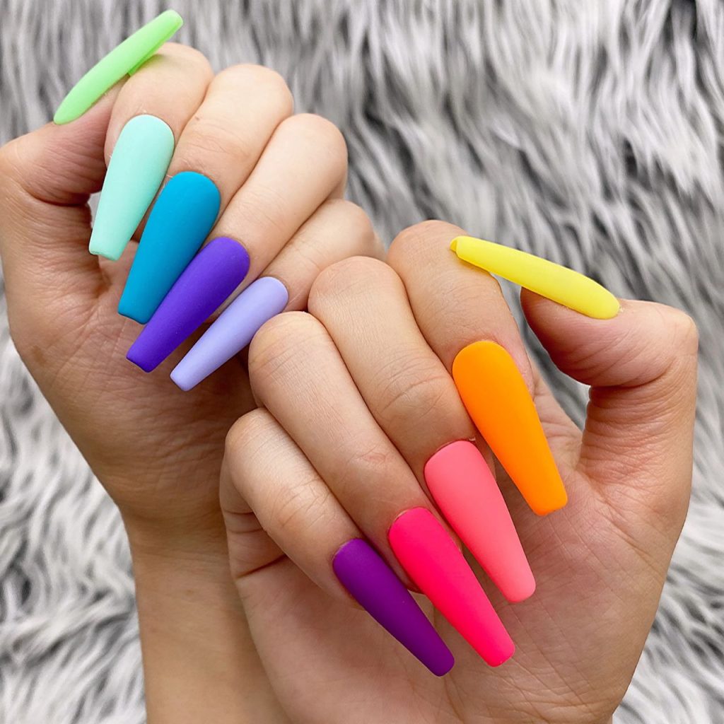 The Rainbow Nails  