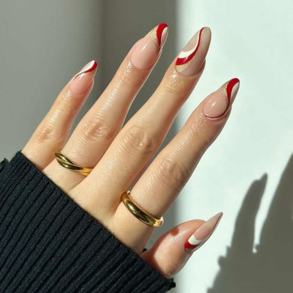 Christmas Red Winter Nail Designs For Graceful Look