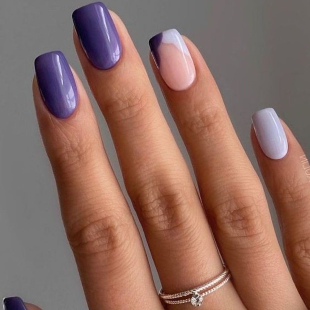 Purple Classy Short Nail Designs For Dazzling Look