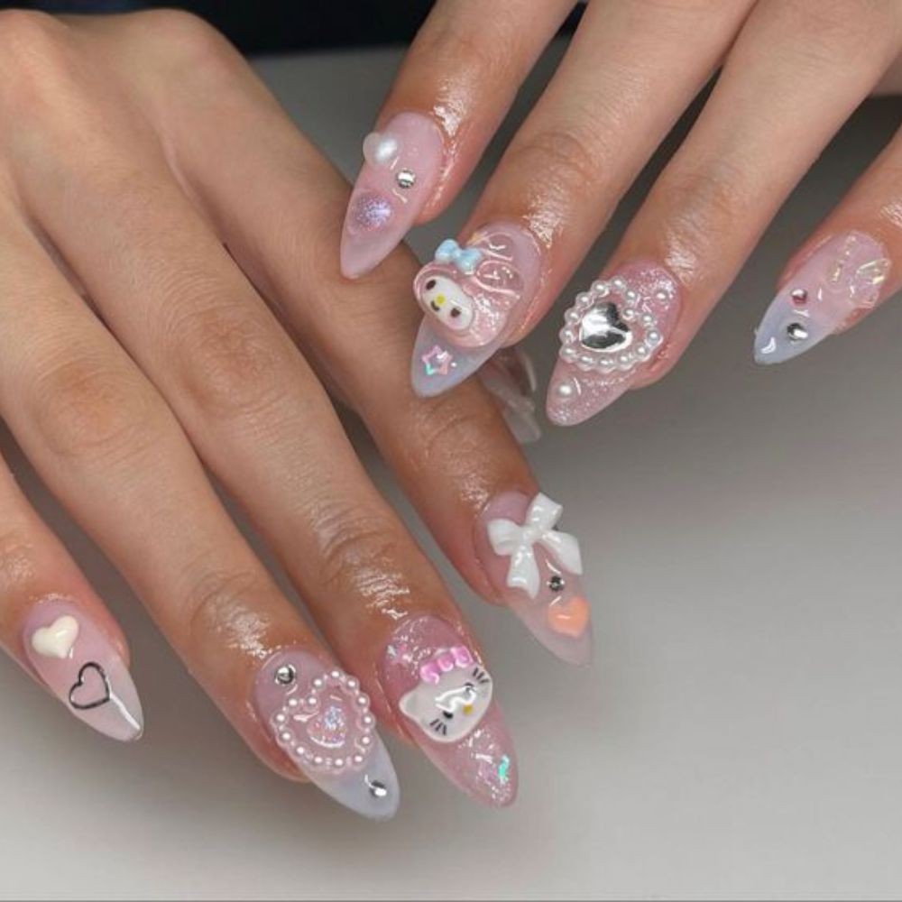Kawaii Hello Kitty Nail Designs For Glamorous Look