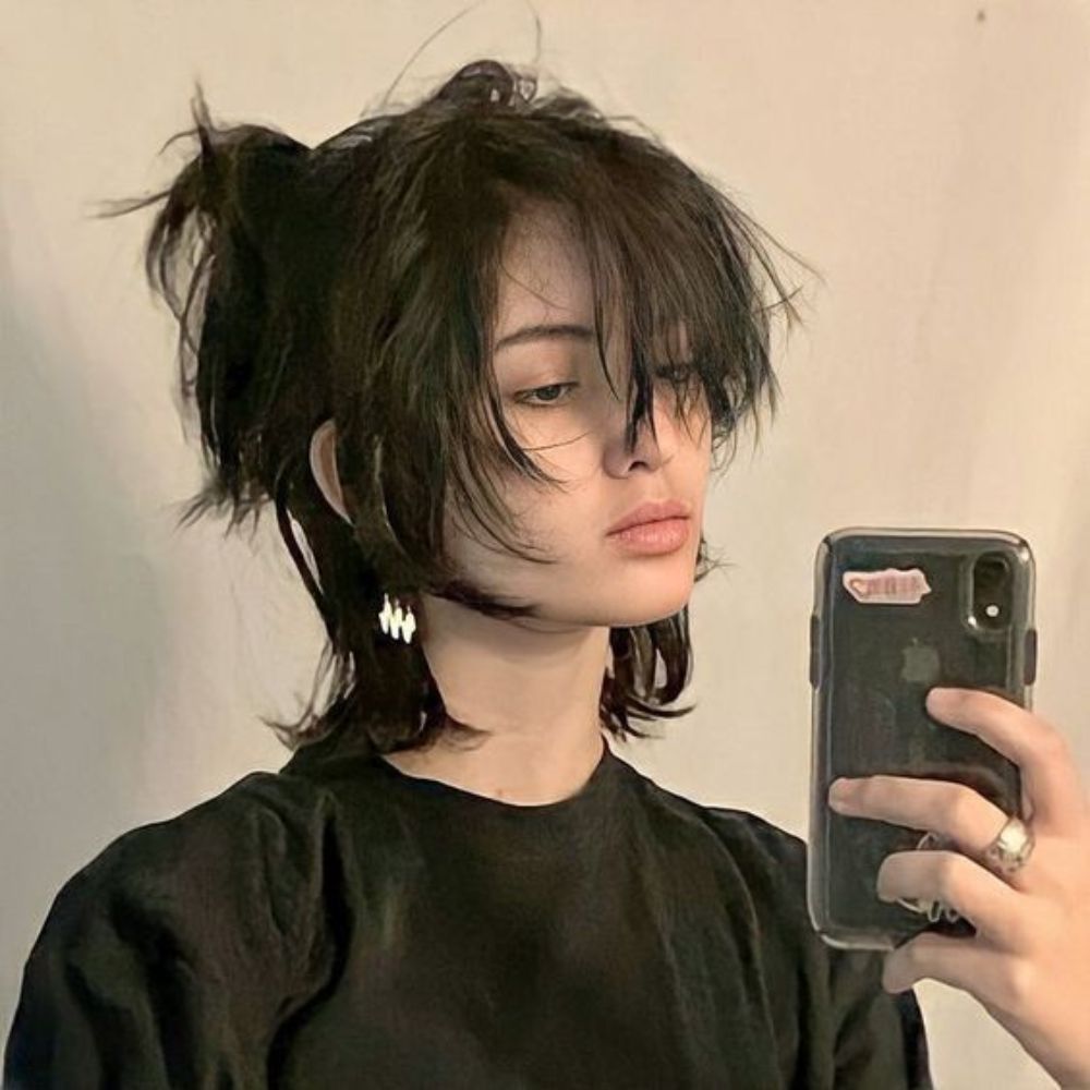 Layered Eboy Hairstyle for Edgy and Stylish Look