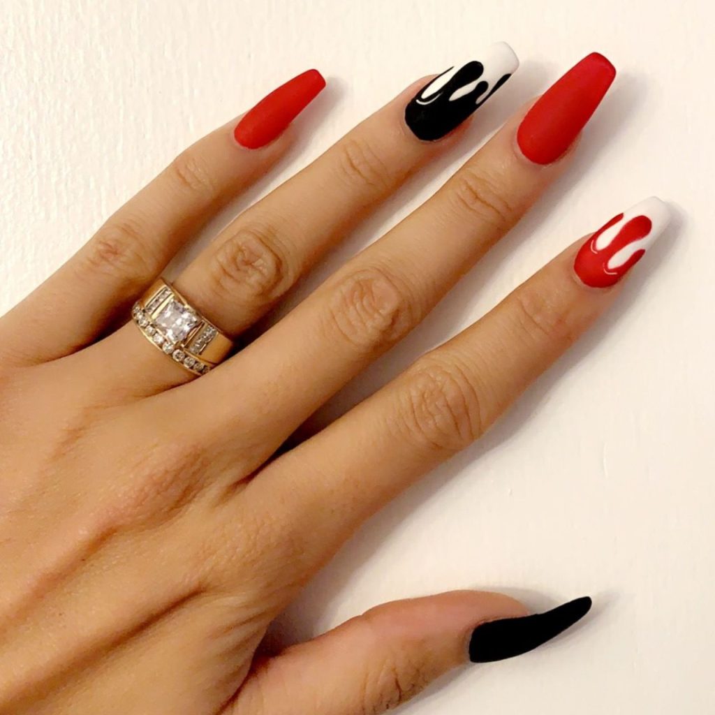Red and Black Cute Valentines Nails
