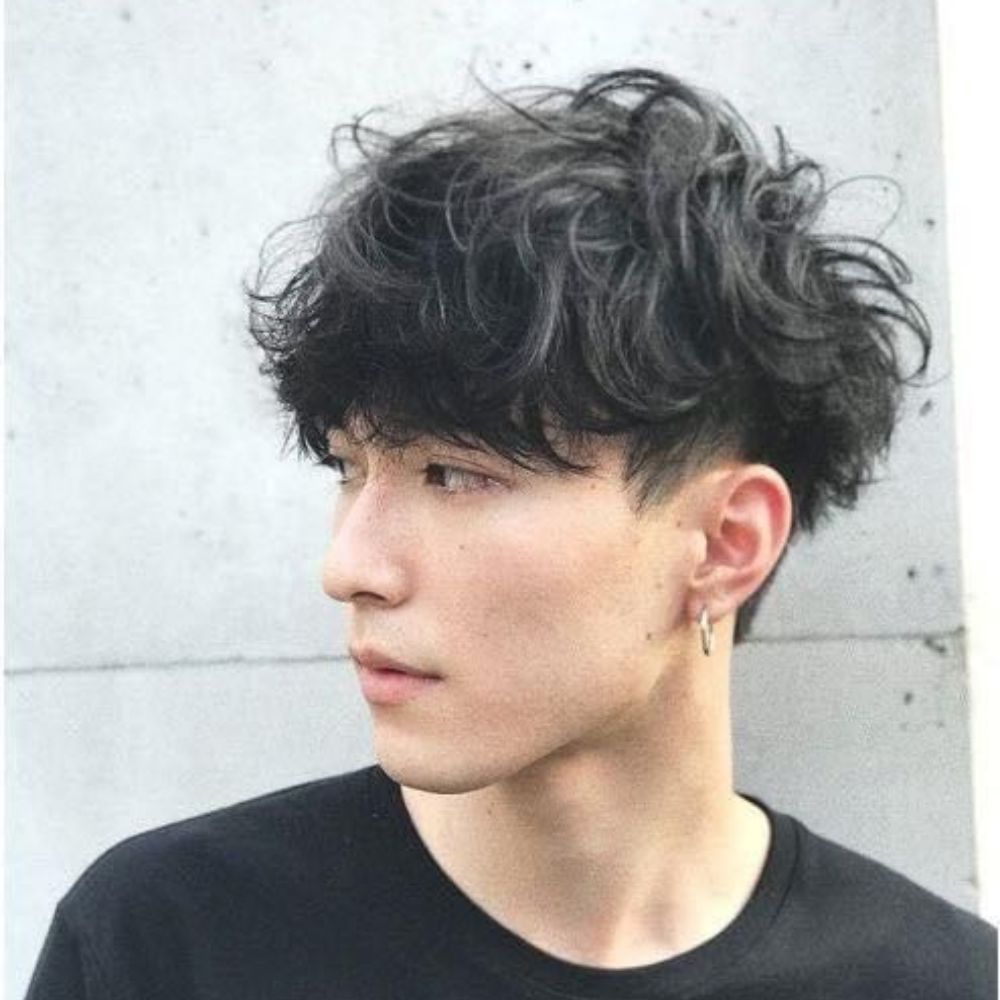 Short Black Eboy Hairstyle for Edgy and Stylish Look
