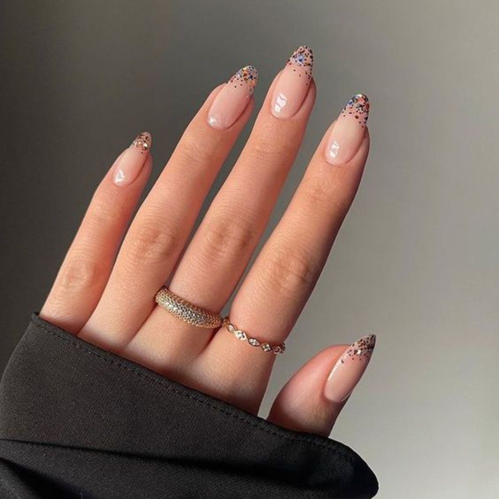 Sweet Chic Nails for your Galm Birthday Look