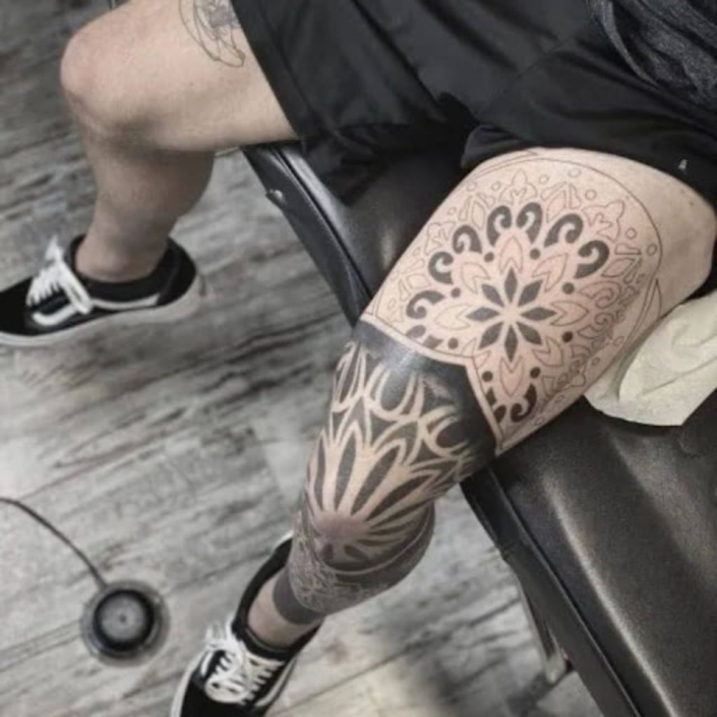 Stunning Thigh Geometric Tattoos For Men Idea 