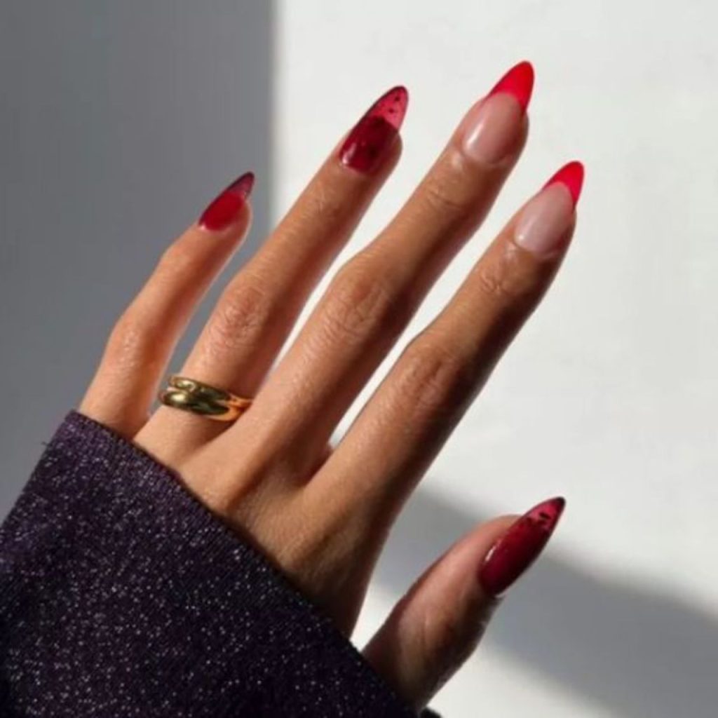 Tips for Glamourous Jelly Nails for party look
