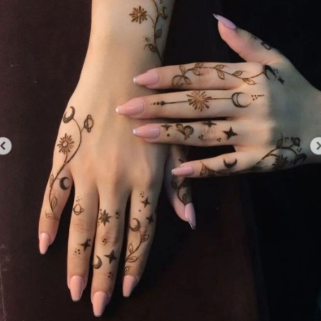 Artistic Henna Design