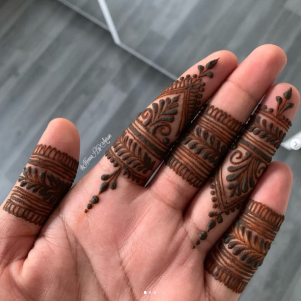 Stylish Finger Mehndi Design