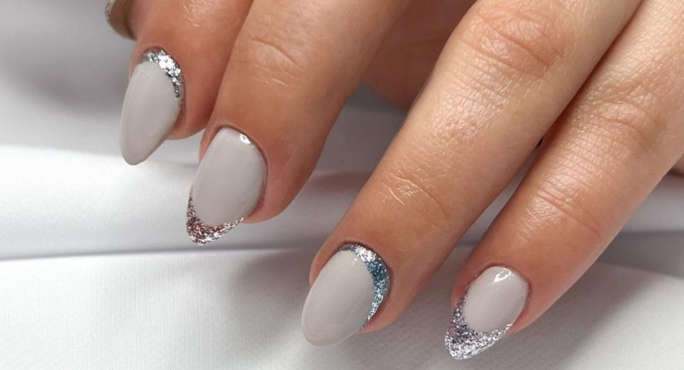 Creating the Perfect Chrome French Nail Set