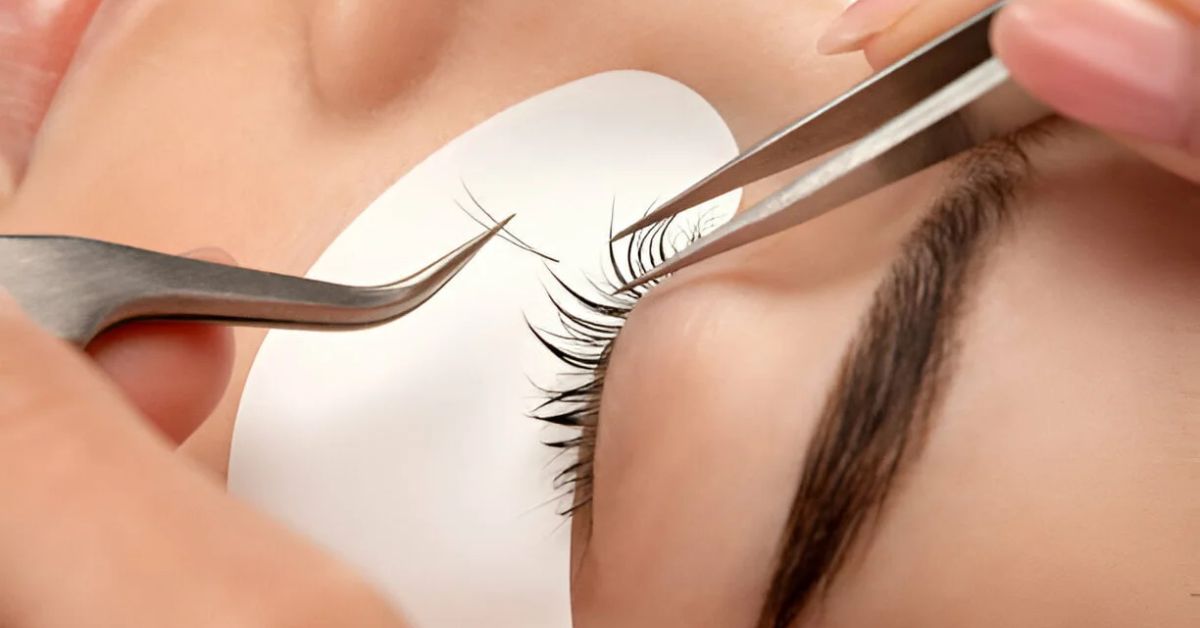 Ultimate Guide to Lash Clusters